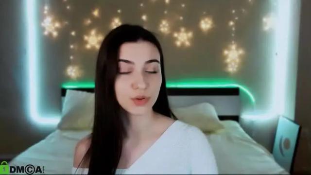 Image 4 of silvia_queen1 Stream on Chaturbate on 15 months ago