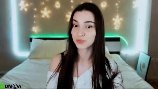 Image 6 of silvia_queen1 Stream on Chaturbate on 15 months ago