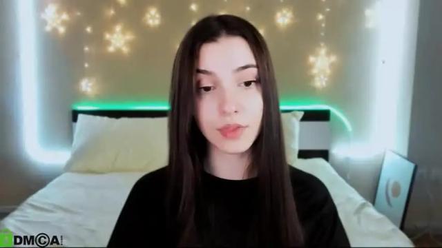 Image 3 of silvia_queen1 Stream on Chaturbate on 15 months ago