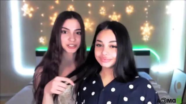 Image 8 of silvia_queen1 Stream on Chaturbate on 15 months ago