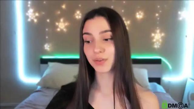 Image 12 of silvia_queen1 Stream on Chaturbate on 15 months ago