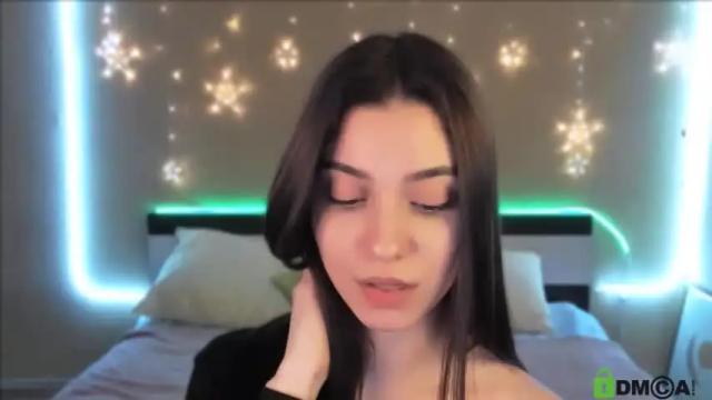 Image 8 of silvia_queen1 Stream on Chaturbate on 15 months ago