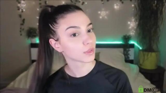 Image 11 of silvia_queen1 Stream on Chaturbate on 15 months ago