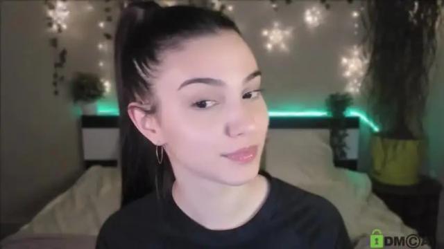 Image 2 of silvia_queen1 Stream on Chaturbate on 15 months ago