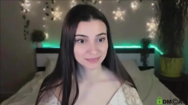Image 8 of silvia_queen1 Stream on Chaturbate on 15 months ago