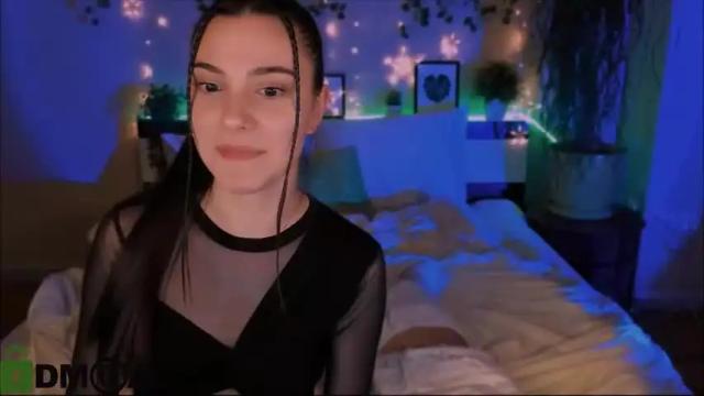 Image 12 of silvia_queen1 Stream on Chaturbate on 14 months ago