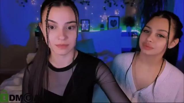 Image 3 of silvia_queen1 Stream on Chaturbate on 14 months ago