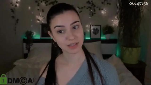Image 4 of silvia_queen1 Stream on Chaturbate on 14 months ago