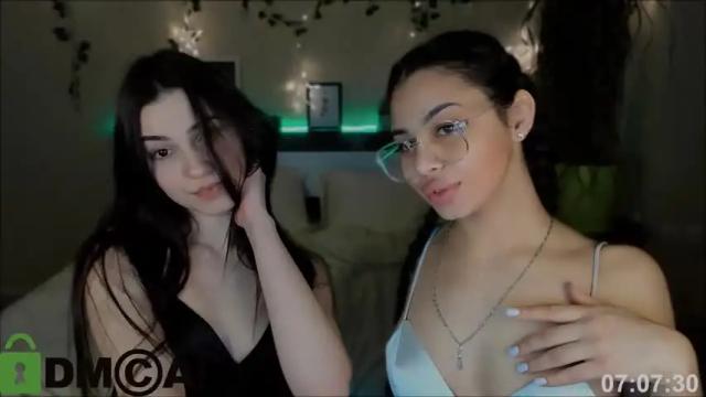 Image 11 of silvia_queen1 Stream on Chaturbate on 14 months ago