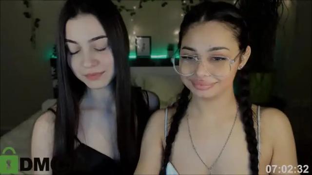 Image 12 of silvia_queen1 Stream on Chaturbate on 14 months ago
