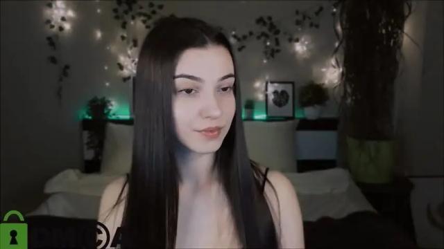 Image 4 of silvia_queen1 Stream on Chaturbate on 14 months ago
