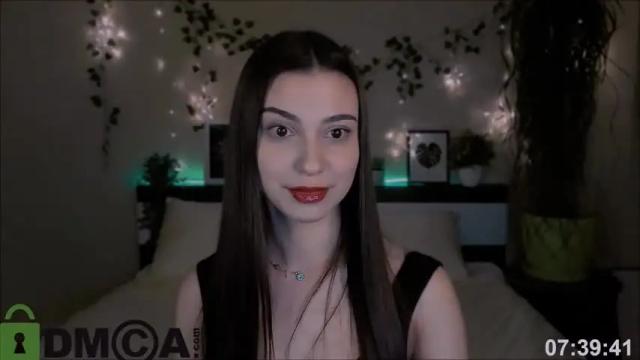 Image 3 of silvia_queen1 Stream on Chaturbate on 14 months ago