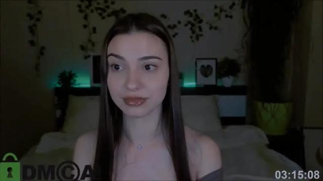 Image 12 of silvia_queen1 Stream on Chaturbate on 14 months ago
