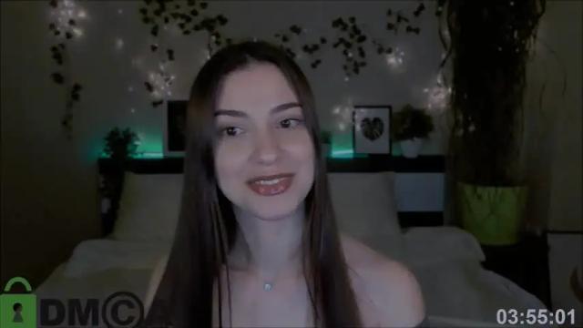 Image 4 of silvia_queen1 Stream on Chaturbate on 14 months ago