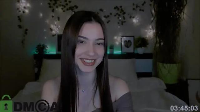 Image 6 of silvia_queen1 Stream on Chaturbate on 14 months ago