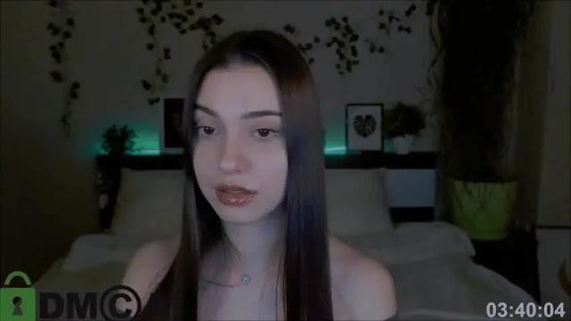 Image 7 of silvia_queen1 Stream on Chaturbate on 14 months ago