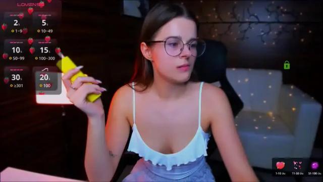 Thumbnail 1, silvia_queen1's Stream at Chaturbate, 1 month ago