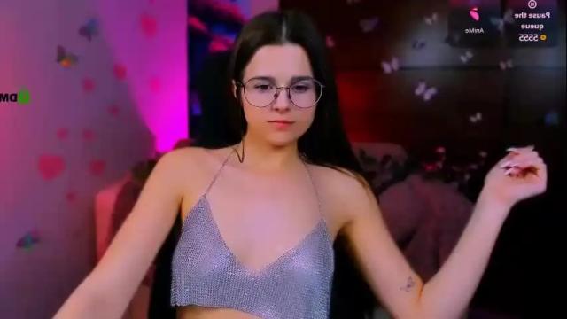 Image 6 of silvia_queen1 Stream on Chaturbate on 18 days ago