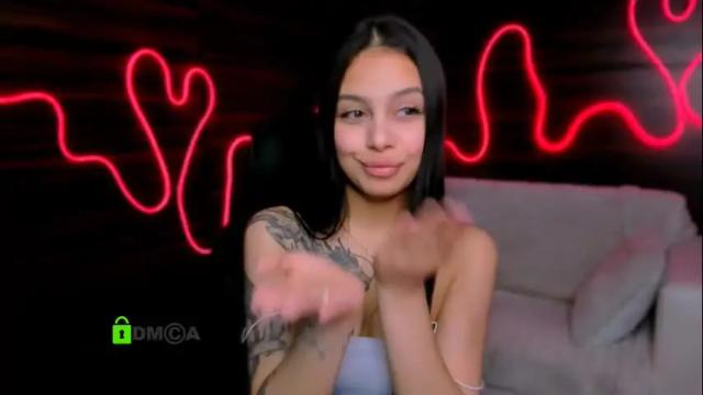 Image 6 of silvia_queen1 Stream on Chaturbate on 7 days ago