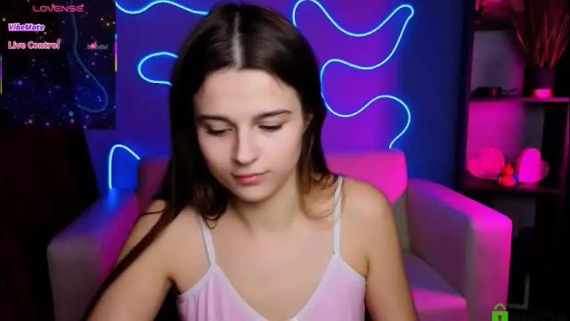 Image 12 of silvia_queen1 Stream on Chaturbate on 2 months ago