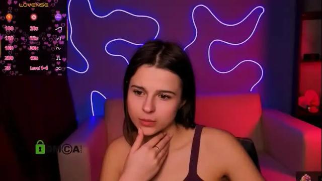 Thumbnail 2, silvia_queen1's Stream at Chaturbate, 1 month ago