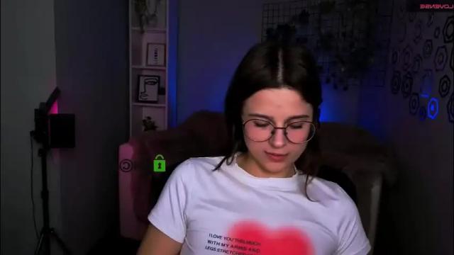 Thumbnail 1, silvia_queen1's Stream at Chaturbate, 1 month ago