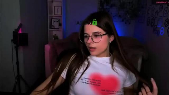 Image 4 of silvia_queen1 Stream on Chaturbate on 1 month ago