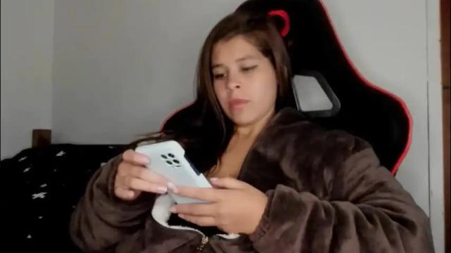 Image 6 of silvia_richiej Stream on Chaturbate on 3 months ago