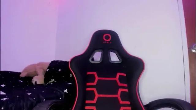 Image 3 of silvia_richiej Stream on Chaturbate on 1 month ago