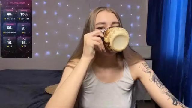 Image 7 of silvia_sugarr Stream on Chaturbate on 13 months ago