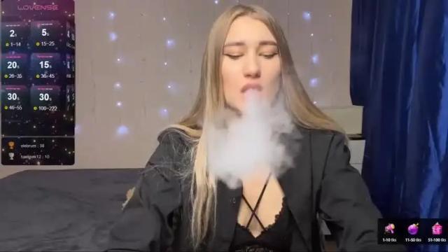 Image 7 of silvia_sugarr Stream on Chaturbate on 13 months ago
