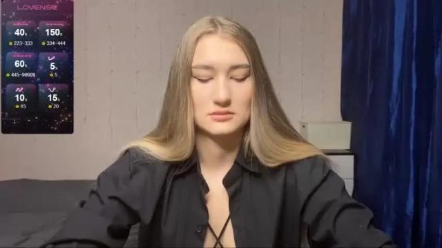 Image 2 of silvia_sugarr Stream on Chaturbate on 13 months ago
