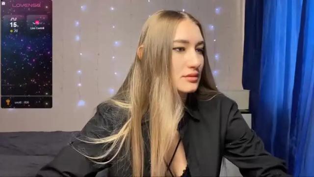 Image 4 of silvia_sugarr Stream on Chaturbate on 13 months ago