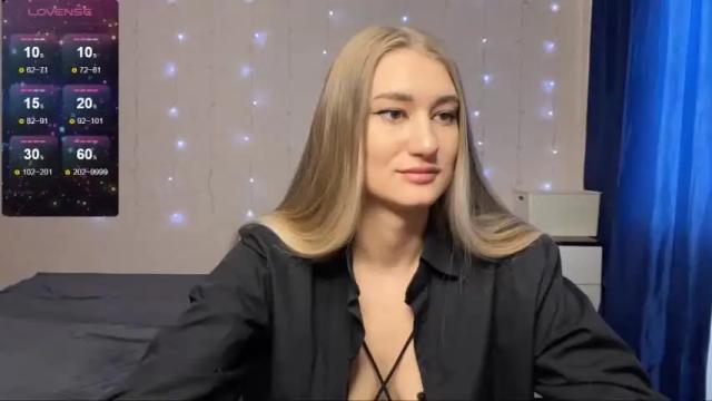 Image 3 of silvia_sugarr Stream on Chaturbate on 13 months ago