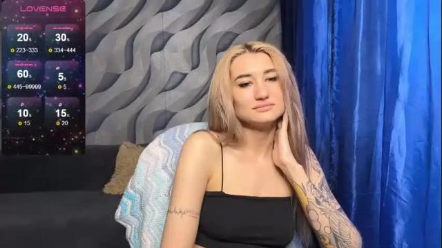 Image 4 of silvia_sugarr Stream on Chaturbate on 2 months ago