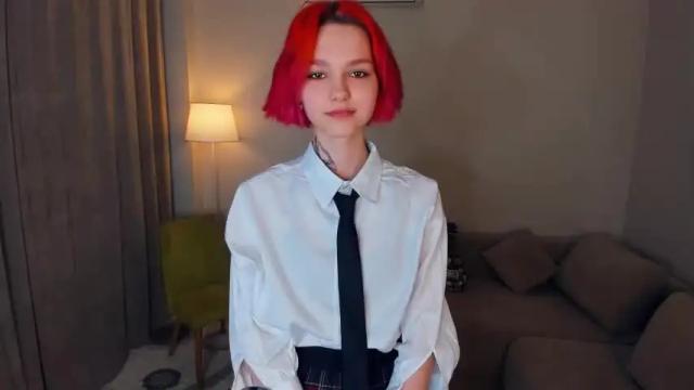 Image 7 of silviadarlington Stream on Chaturbate on 19 months ago