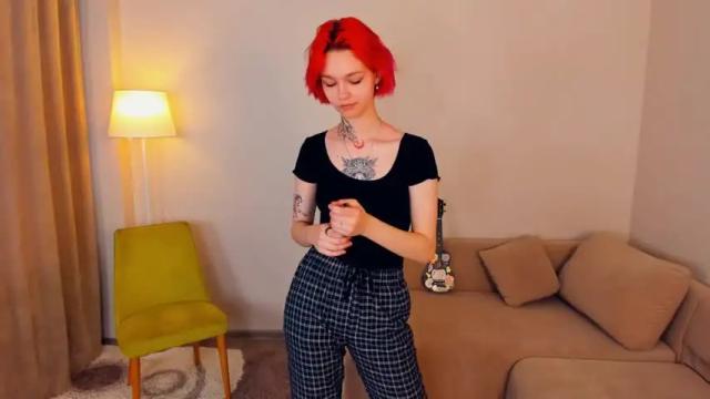 Image 3 of silviadarlington Stream on Chaturbate on 19 months ago