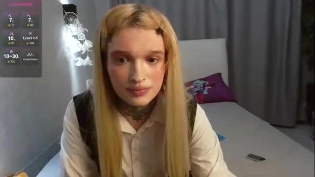 Image 12 of simona_rain Stream on Chaturbate on 27 days ago