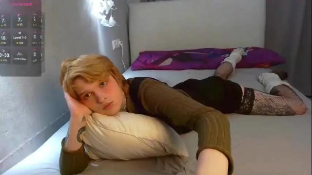 Image 2 of simona_rain Stream on Chaturbate on 24 days ago