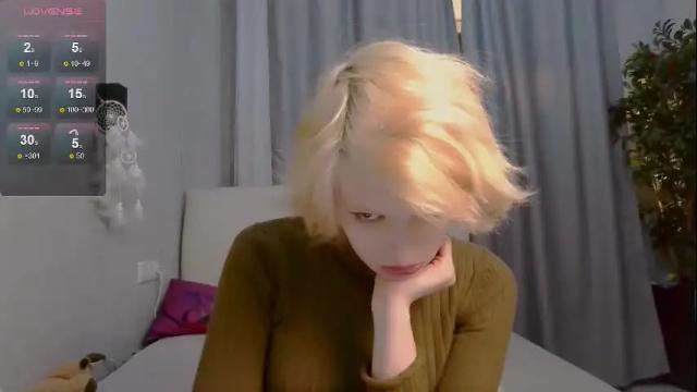 Image 2 of simona_rain Stream on Chaturbate on 1 month ago