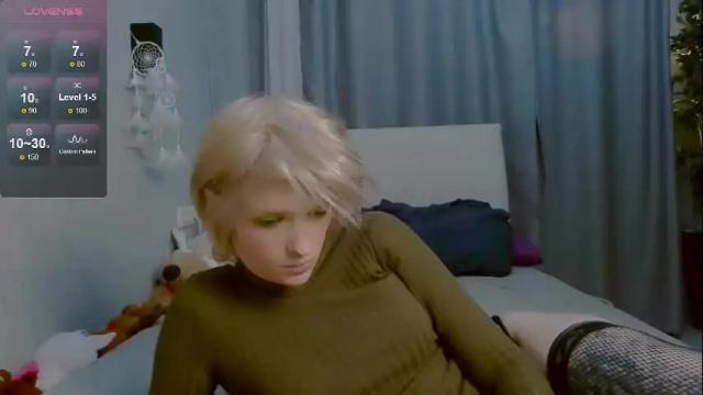 Image 2 of simona_rain Stream on Chaturbate on 1 month ago