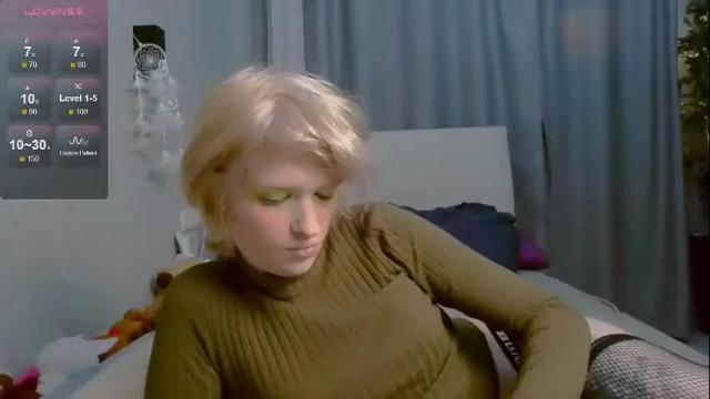 Image 8 of simona_rain Stream on Chaturbate on 1 month ago