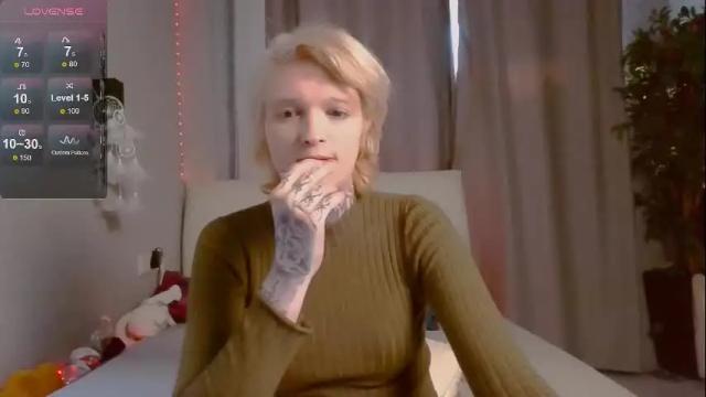 Image 11 of simona_rain Stream on Chaturbate on 25 days ago