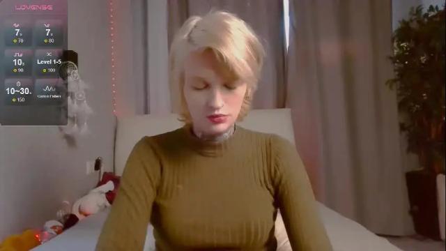 Image 4 of simona_rain Stream on Chaturbate on 25 days ago