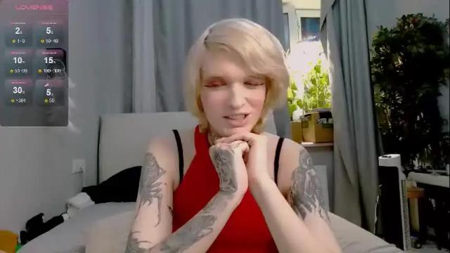 Image 2 of simona_rain Stream on Chaturbate on 11 days ago