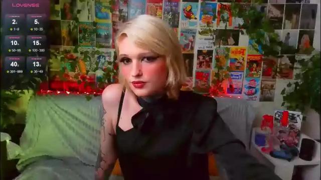 Image 2 of simona_rain Stream on Chaturbate on 3 months ago