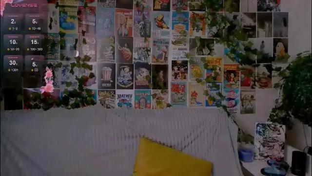 Image 4 of simona_rain Stream on Chaturbate on 3 months ago