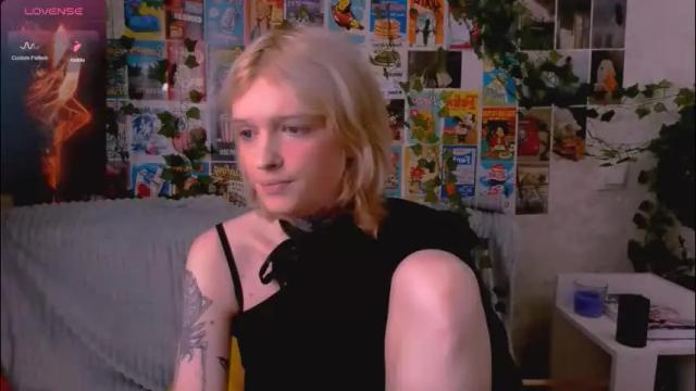 Image 3 of simona_rain Stream on Chaturbate on 2 months ago