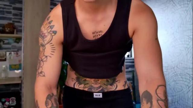 Image 12 of simone_4201 Stream on Chaturbate on 29 days ago