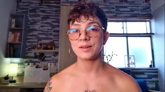 Image 2 of simone_4201 Stream on Chaturbate on 10 days ago